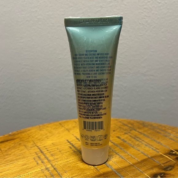NEW Pamper and Polish Skin Sugar and Coconut Infused Body Scrub - Picture 2 of 2